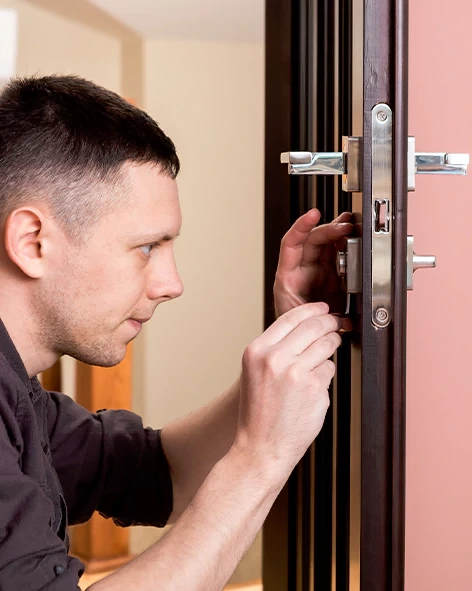 : Professional Locksmith For Commercial And Residential Locksmith Services in Pedley, CA