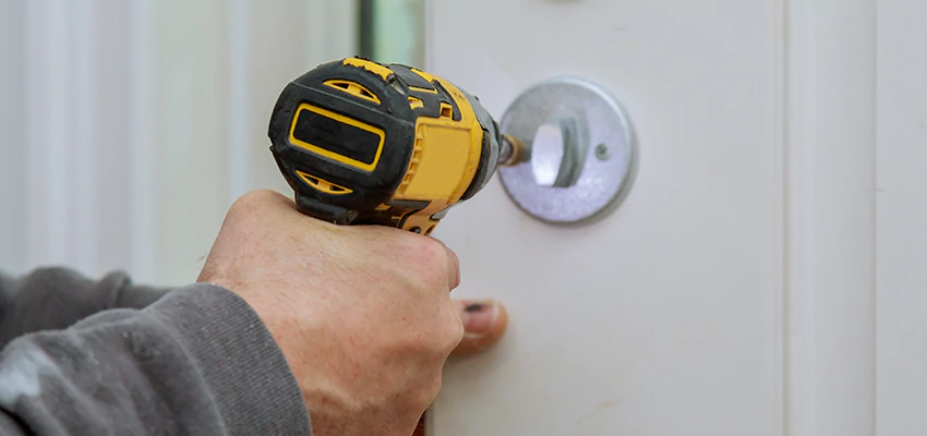 Street Locksmith For Smart Lock Repair in Pedley, CA