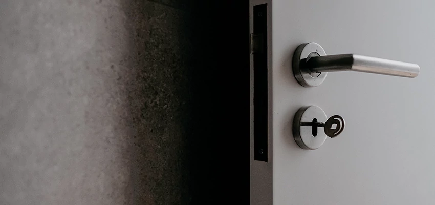 Front Door Handle Repair And Installation in Pedley, CA