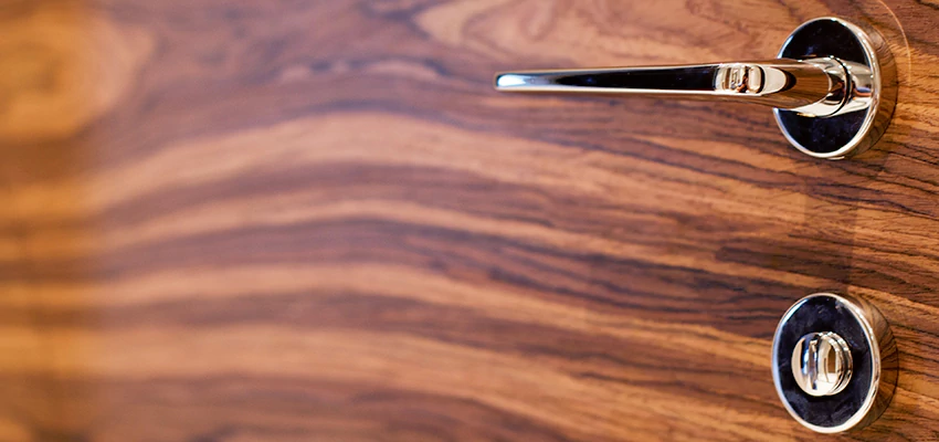 On Demand Locksmith For Key Fobs Repair in Pedley, California